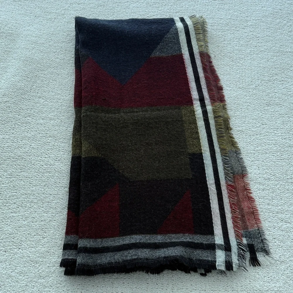 Zara geometric Danish Modern MCM style vibe large size square 53” x 53” versatil